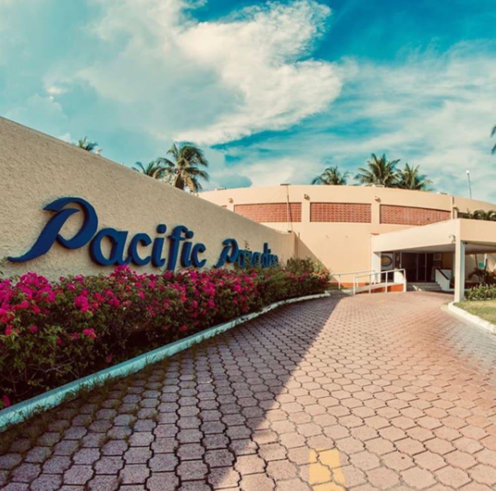 Hotel Pacific Paradise Costa del Sol Exterior photo